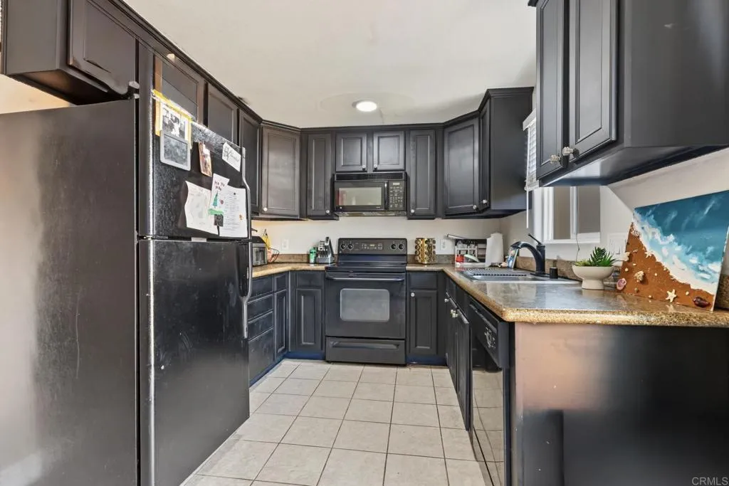 1321 Greenfield Drive, #16, El Cajon, CA 92021