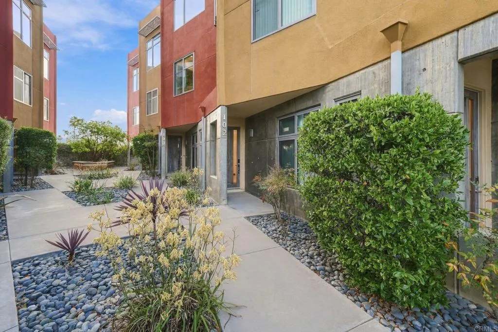 435 S Cleveland Street, #102, Oceanside, CA 92054 435 S Cleveland Street, #102, Oceanside, CA 92054