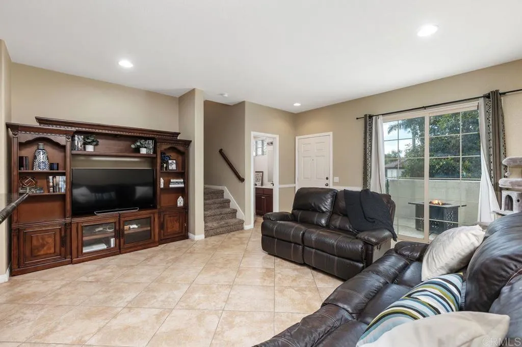 5533 Old Ranch Rd, #52, Oceanside, CA 92057