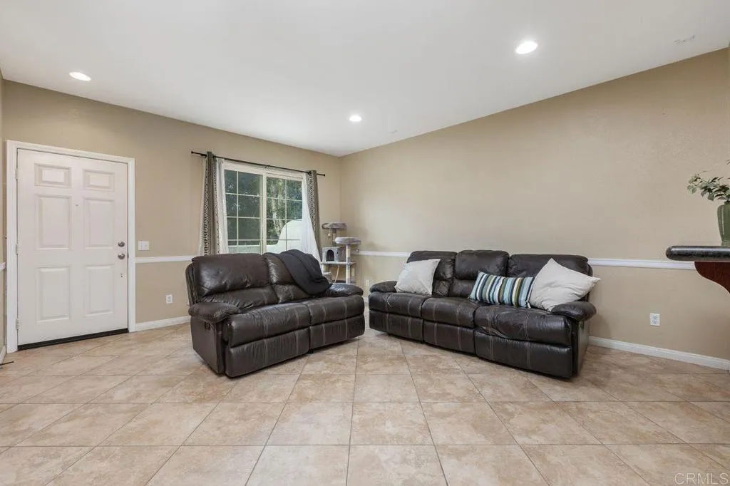 5533 Old Ranch Rd, #52, Oceanside, CA 92057