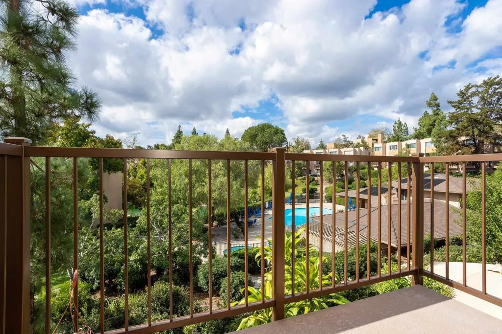 5700 Baltimore Drive, #16, La Mesa, CA 91942 5700 Baltimore Drive, #16, La Mesa, CA 91942