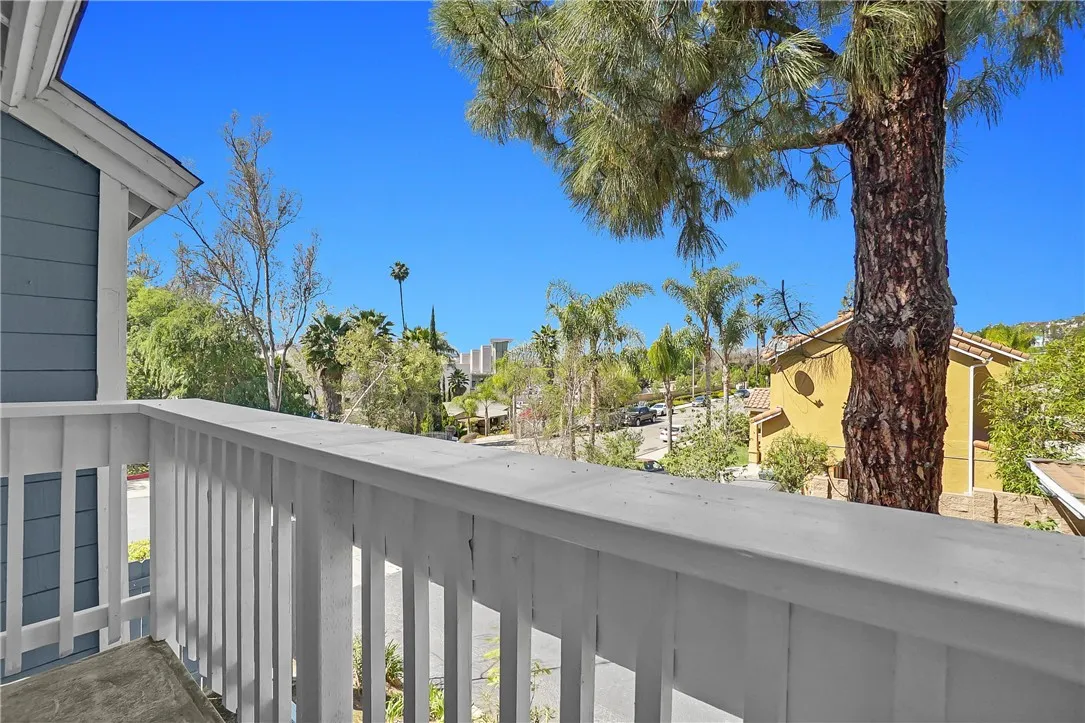 https://cdn.realtyfeed.com/cdn/127/307105740/a36d1702920ffb513f7f475e13badf71.webp