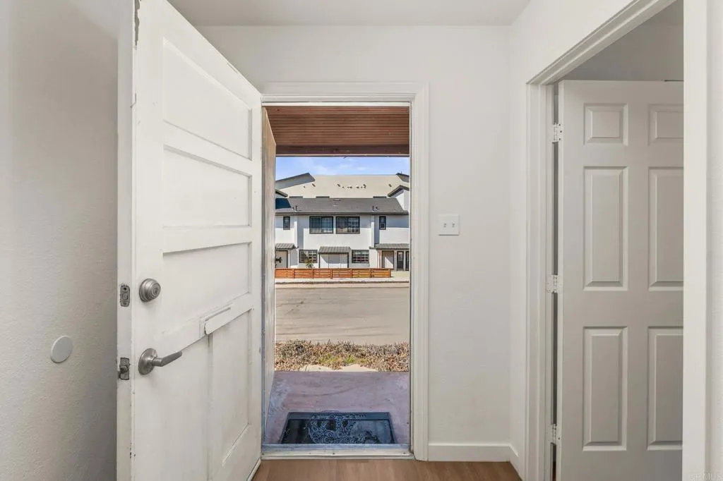 2101-3 Drescher Street, San Diego, CA 92111 2101-3 Drescher Street, San Diego, CA 92111