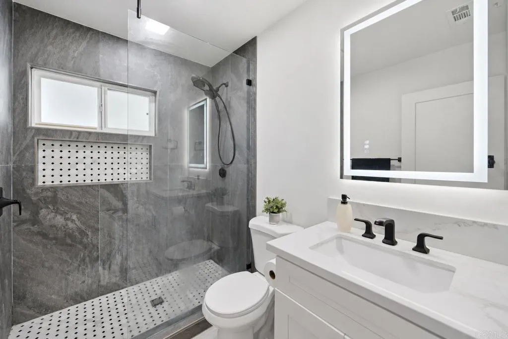 https://cdn.realtyfeed.com/cdn/127/307105765/30e7cb75349890375409fdffee2d8702.webp