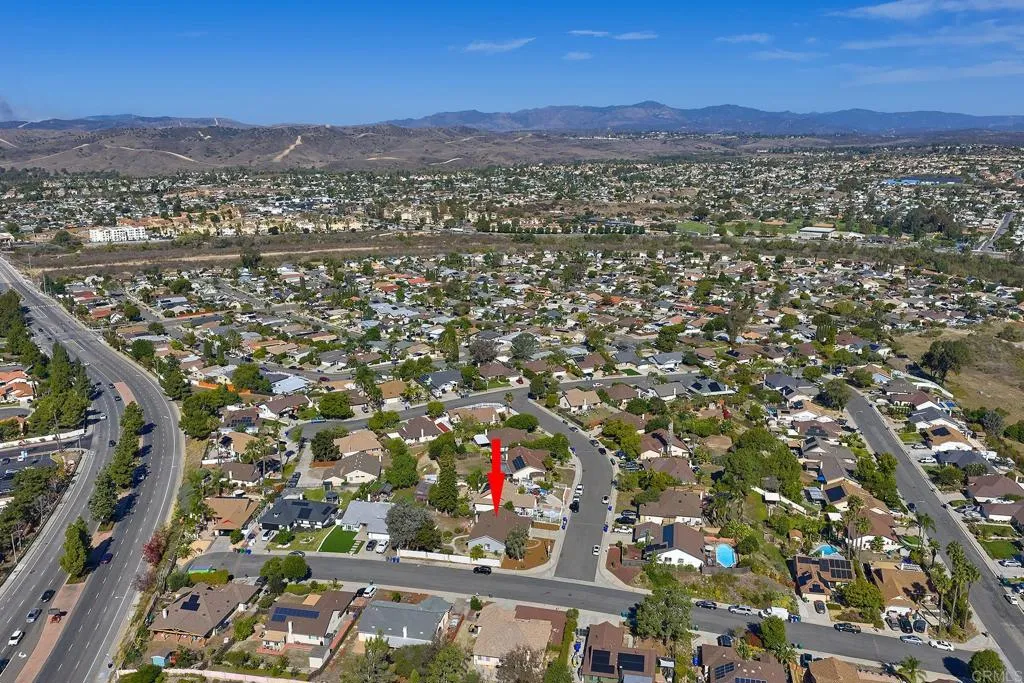 https://cdn.realtyfeed.com/cdn/127/307105788/7bed94f650df458ced0fb2823bbeced4.webp