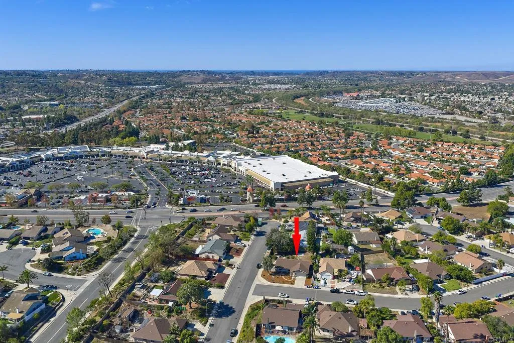 https://cdn.realtyfeed.com/cdn/127/307105788/8bca86de5a8ea242b8c49a0bee16d22d.webp