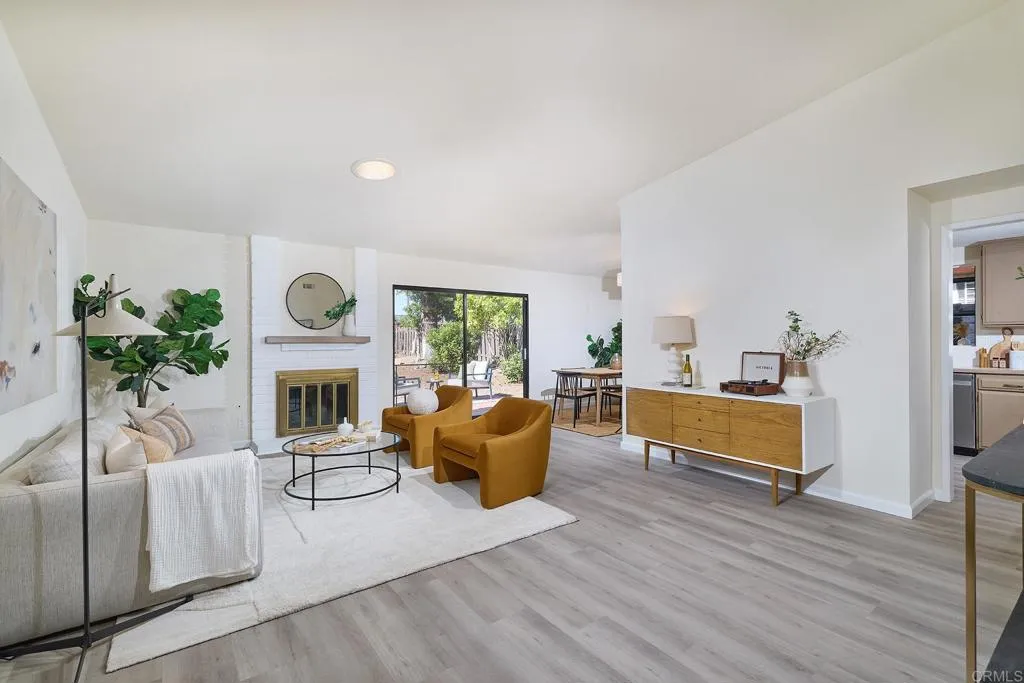 https://cdn.realtyfeed.com/cdn/127/307105788/b5a8c3db39ccfb477def3adea97e940a.webp