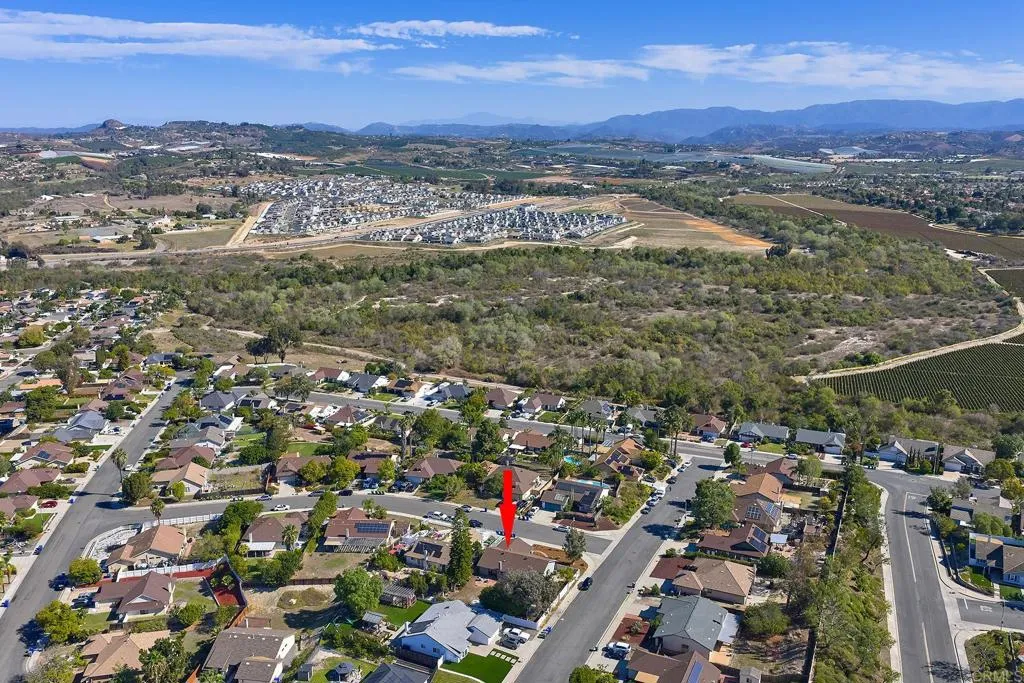 https://cdn.realtyfeed.com/cdn/127/307105788/e2437a73fe8261f0e8379d92c85669b8.webp