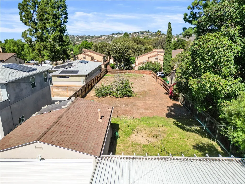 6750 Saranac, San Diego, CA 92115 6750 Saranac, San Diego, CA 92115