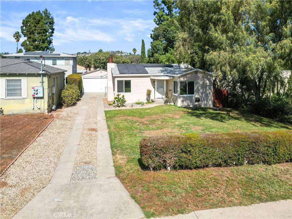 6750 Saranac, San Diego, CA 92115 6750 Saranac, San Diego, CA 92115