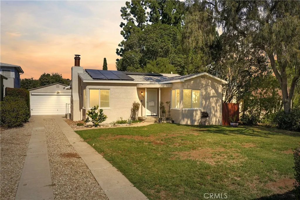 6750 Saranac, San Diego, CA 92115 Virtually enhanced