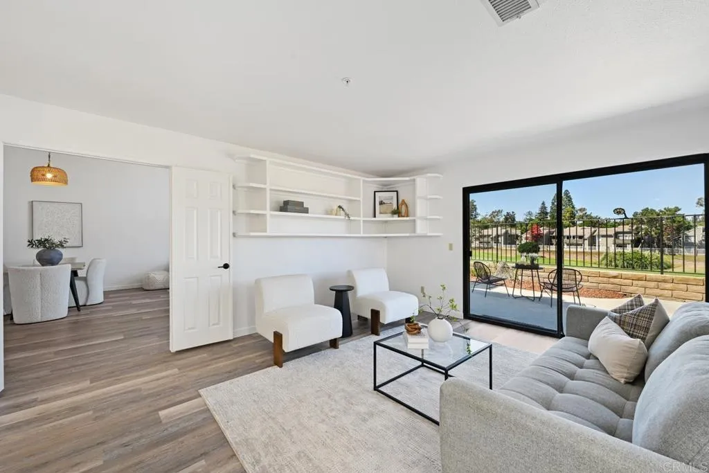 1762 Spyglass Circle, Vista, CA 92081 1762 Spyglass Circle, Vista, CA 92081