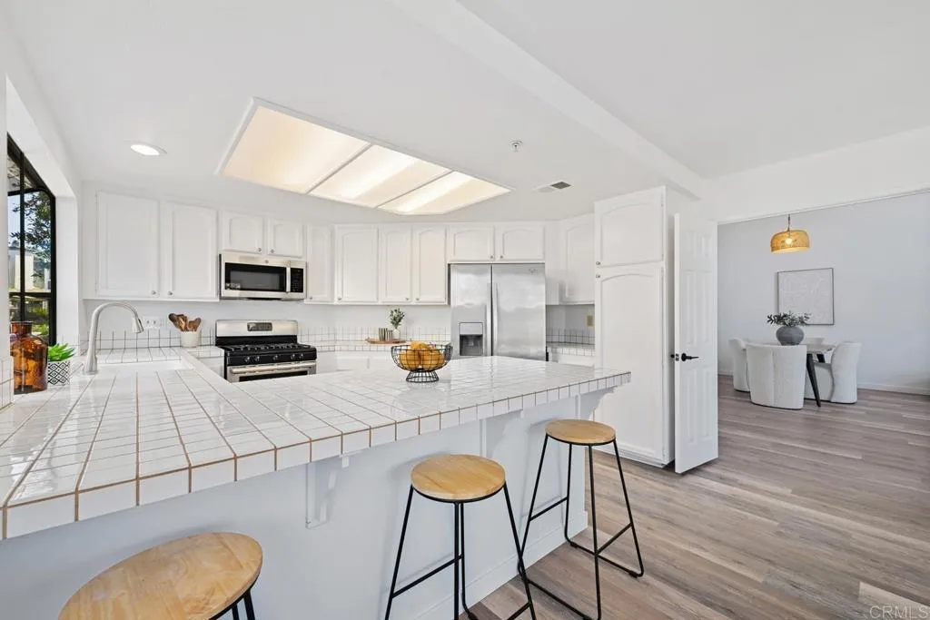 1762 Spyglass Circle, Vista, CA 92081 1762 Spyglass Circle, Vista, CA 92081