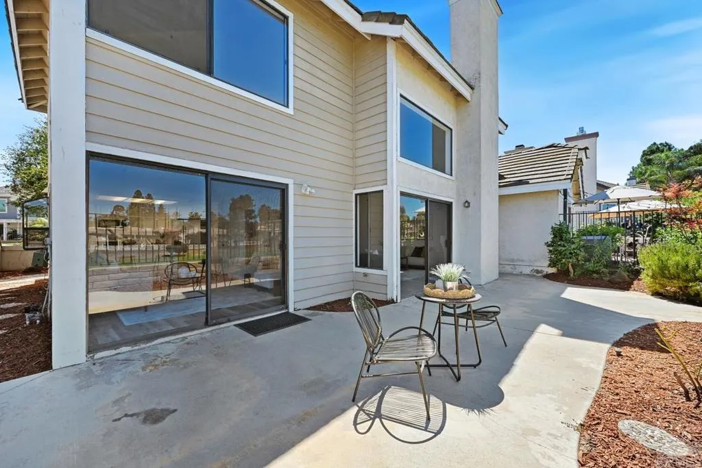 1762 Spyglass Circle, Vista, CA 92081 1762 Spyglass Circle, Vista, CA 92081