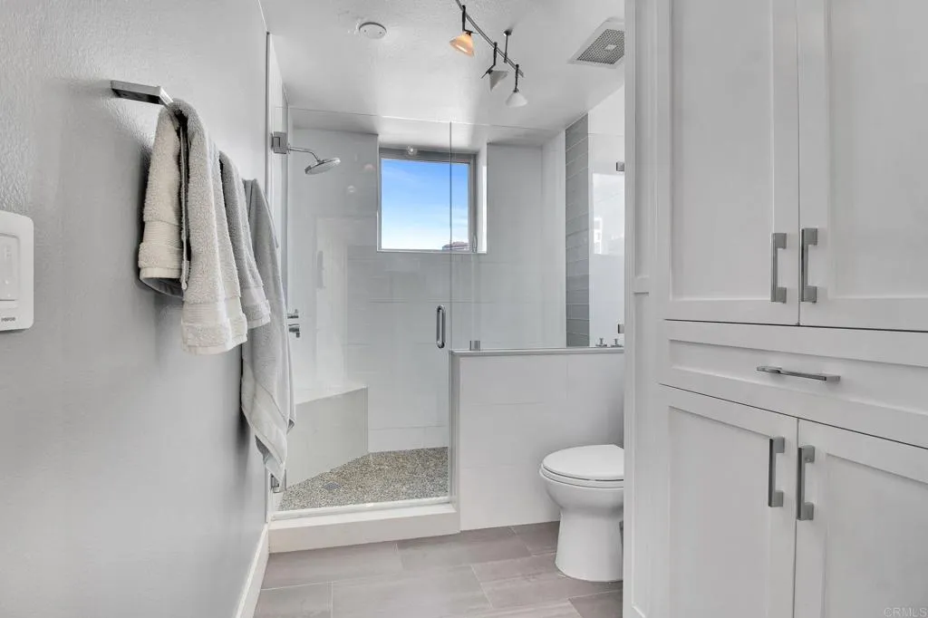 235 Market St, #601, San Diego, CA 92101 235 Market St, #601, San Diego, CA 92101