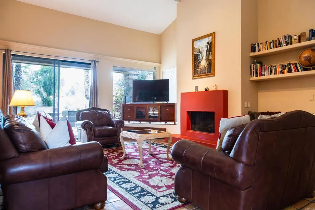 https://cdn.realtyfeed.com/cdn/127/307105878/1de80a1586ae0418c6d0972a58068c6d.webp