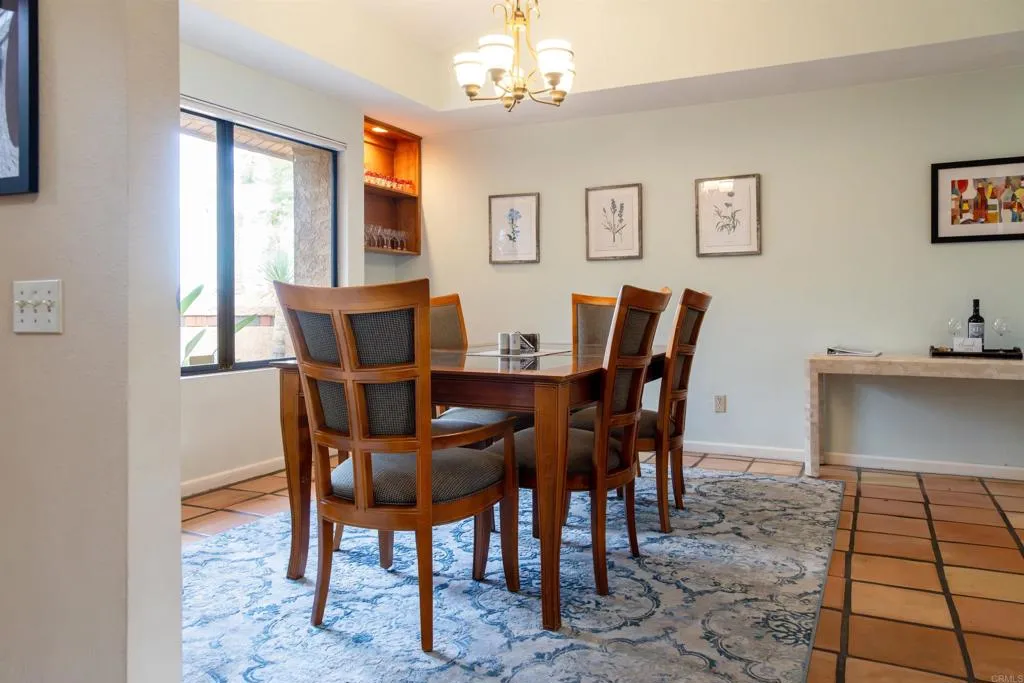 https://cdn.realtyfeed.com/cdn/127/307105878/8c586d4ab6be81a8507cce123dc93eee.webp