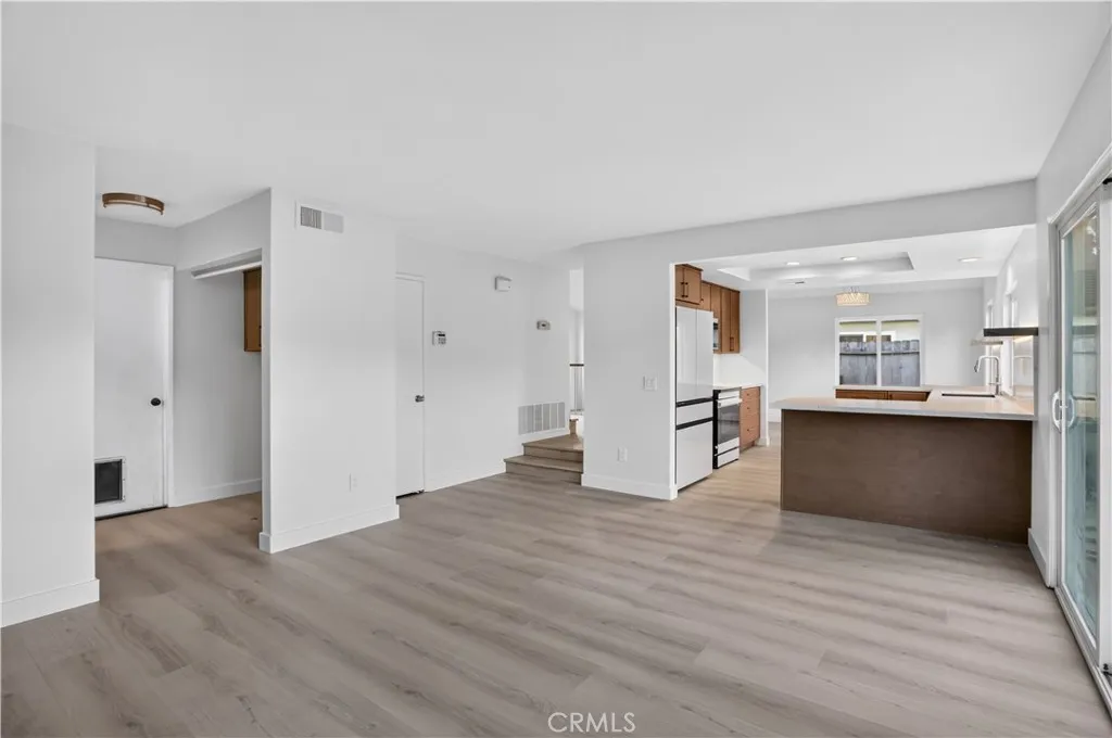 8978 Allenbrook Way, San Diego, CA 92129 8978 Allenbrook Way, San Diego, CA 92129