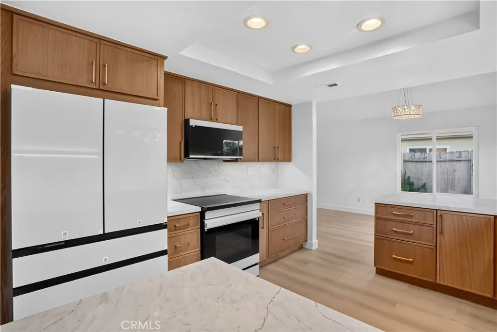 8978 Allenbrook Way, San Diego, CA 92129 8978 Allenbrook Way, San Diego, CA 92129