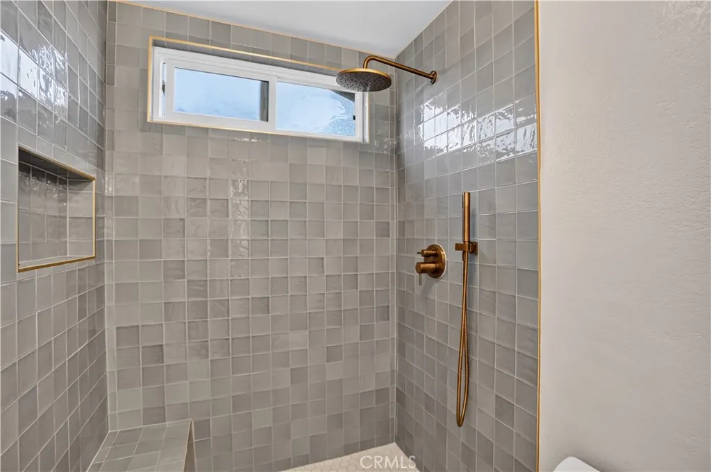 8978 Allenbrook Way, San Diego, CA 92129 8978 Allenbrook Way, San Diego, CA 92129