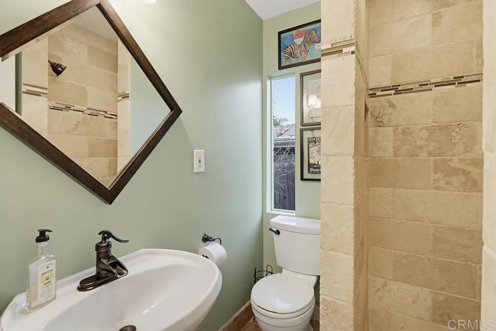 5356 W Falls View Drive, San Diego, CA 92115 5356 W Falls View Drive, San Diego, CA 92115