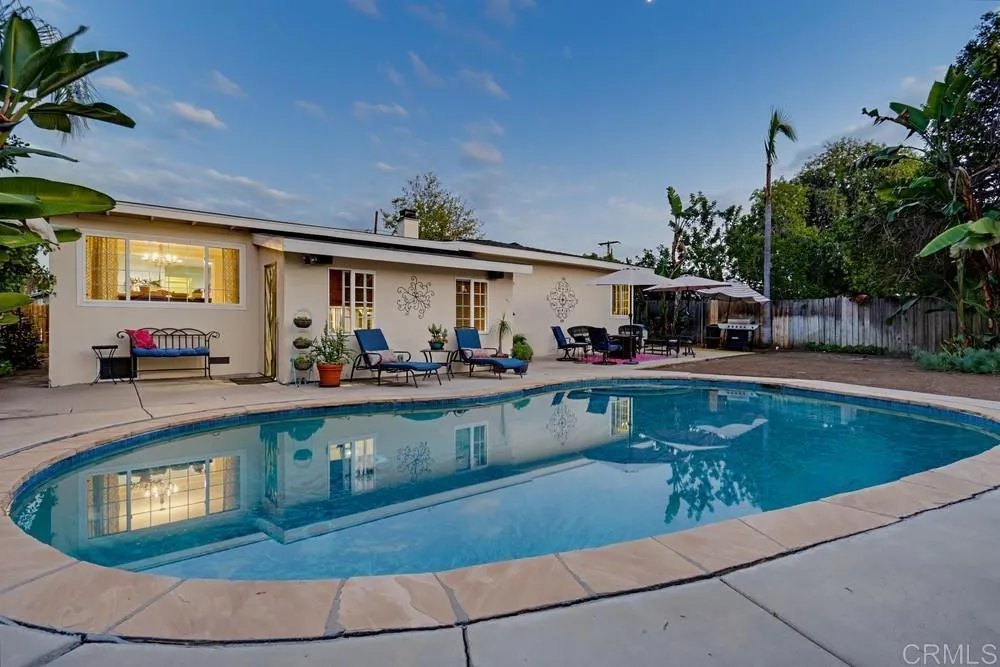 5356 W Falls View Drive, San Diego, CA 92115 5356 W Falls View Drive, San Diego, CA 92115