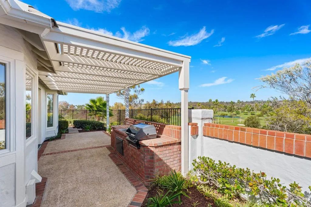 14250 Fox Run Row, San Diego, CA 92130 14250 Fox Run Row, San Diego, CA 92130