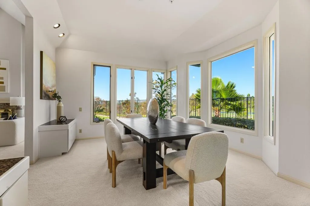 14250 Fox Run Row, San Diego, CA 92130 14250 Fox Run Row, San Diego, CA 92130