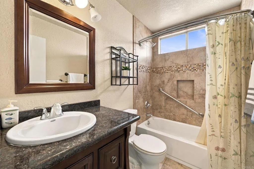1309 Shadow Hills Court, San Marcos, CA 92069 1309 Shadow Hills Court, San Marcos, CA 92069
