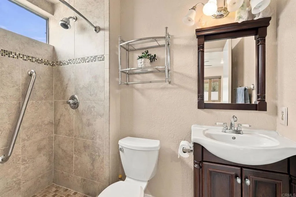 1309 Shadow Hills Court, San Marcos, CA 92069 1309 Shadow Hills Court, San Marcos, CA 92069