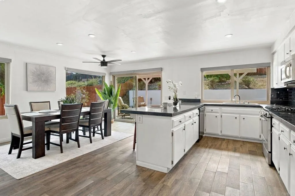 1309 Shadow Hills Court, San Marcos, CA 92069 1309 Shadow Hills Court, San Marcos, CA 92069