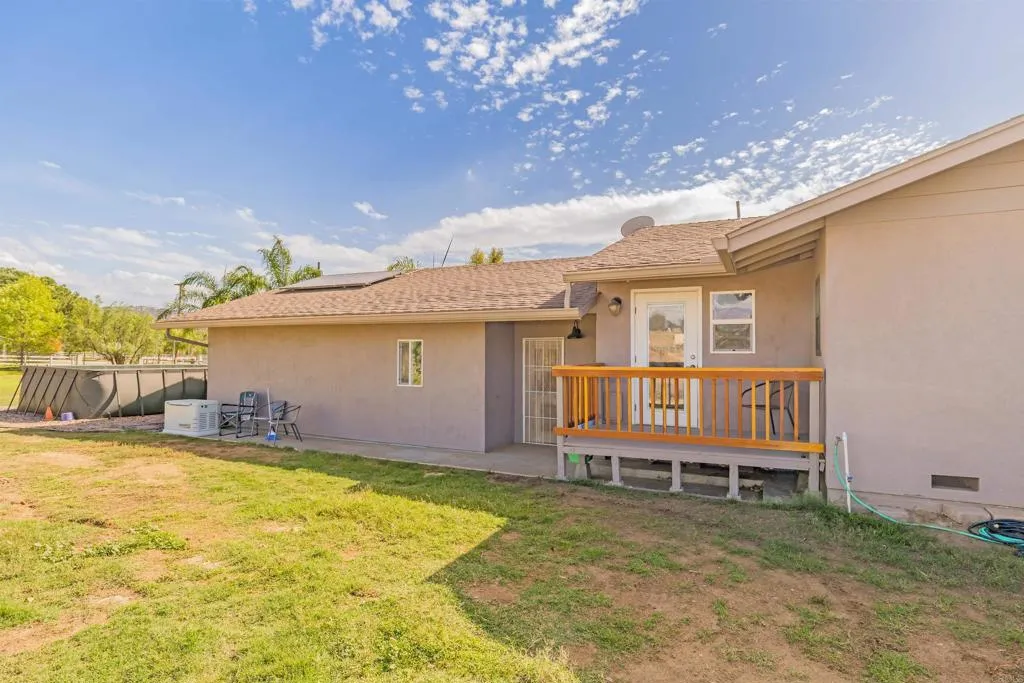 160 Pile, Ramona, CA 92065 160 Pile, Ramona, CA 92065