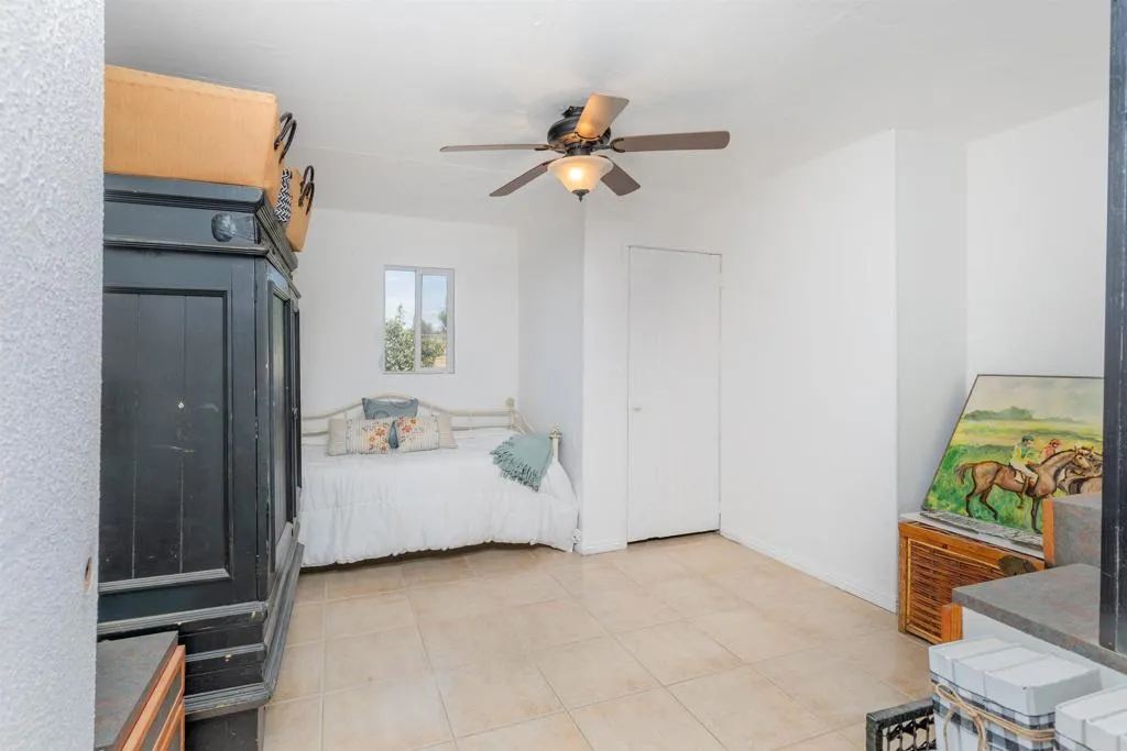 160 Pile, Ramona, CA 92065 160 Pile, Ramona, CA 92065