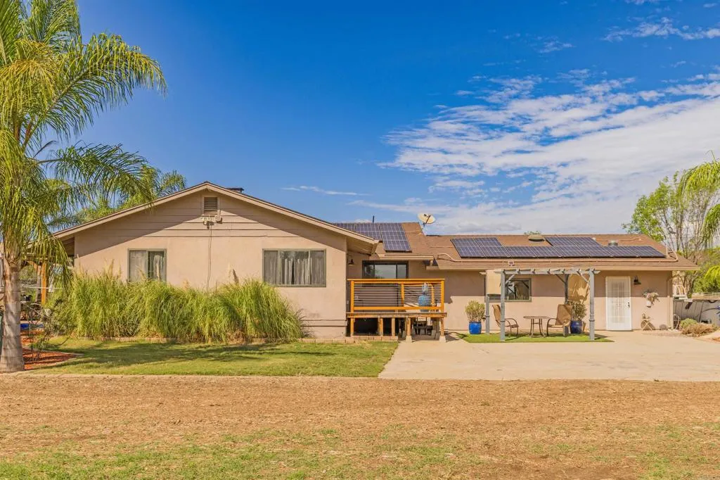 160 Pile, Ramona, CA 92065 160 Pile, Ramona, CA 92065
