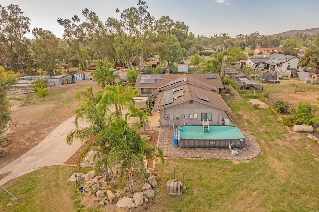 160 Pile, Ramona, CA 92065 160 Pile, Ramona, CA 92065