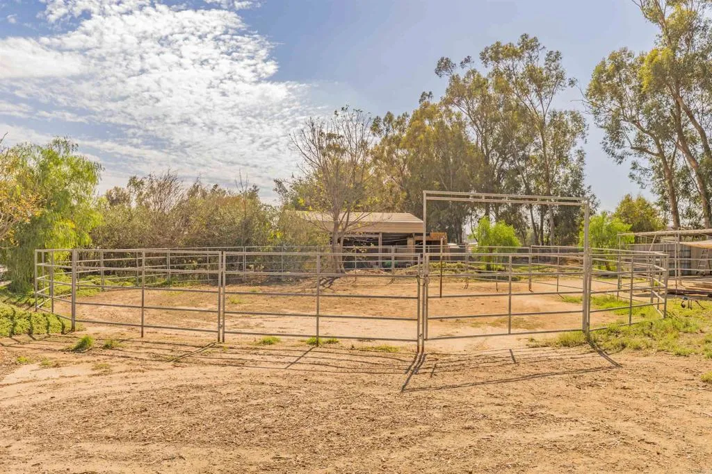 160 Pile, Ramona, CA 92065 160 Pile, Ramona, CA 92065