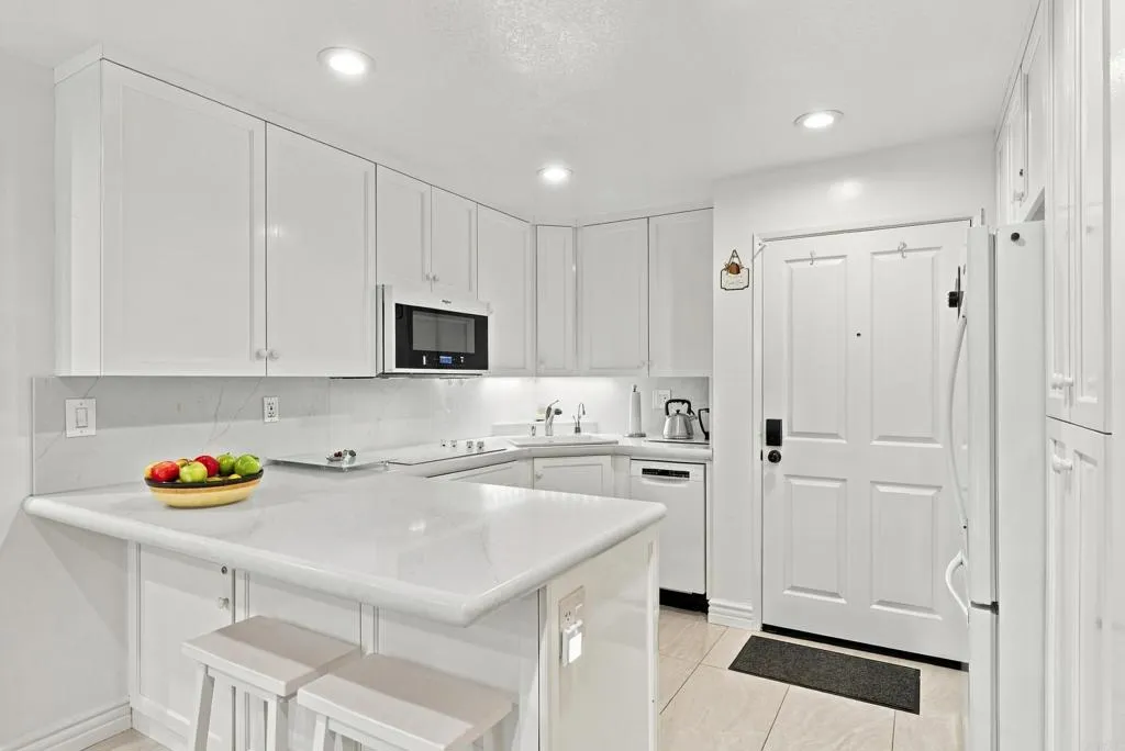 1562 Camino Del Mar, #443, Del Mar, CA 92014 1562 Camino Del Mar, #443, Del Mar, CA 92014