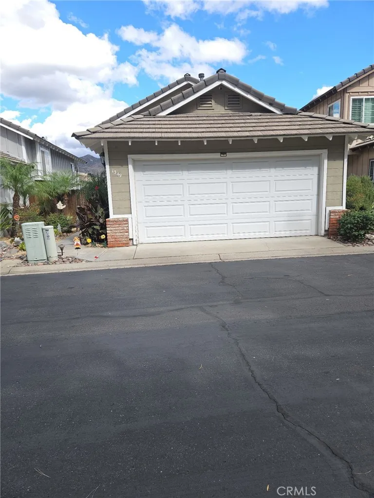 1349 Golden Harvest, El Cajon, CA 92019 1349 Golden Harvest, El Cajon, CA 92019