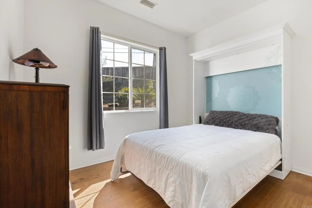 642 Via Del Campo, San Marcos, CA 92078 642 Via Del Campo, San Marcos, CA 92078
