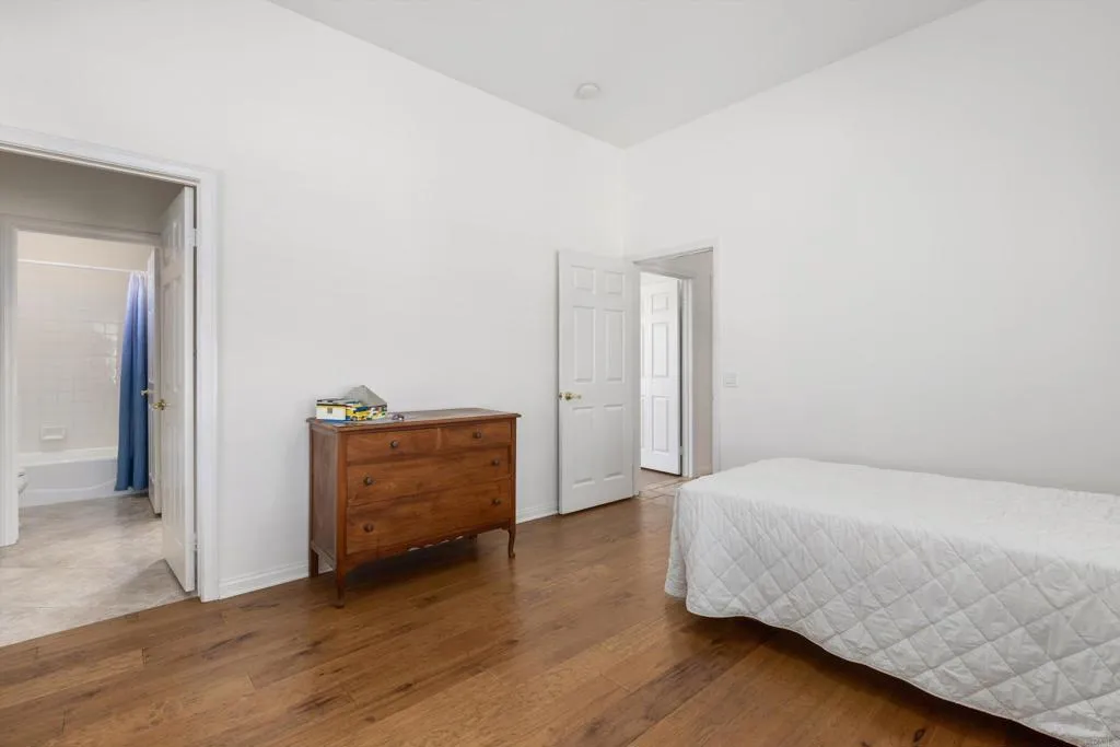 642 Via Del Campo, San Marcos, CA 92078 642 Via Del Campo, San Marcos, CA 92078