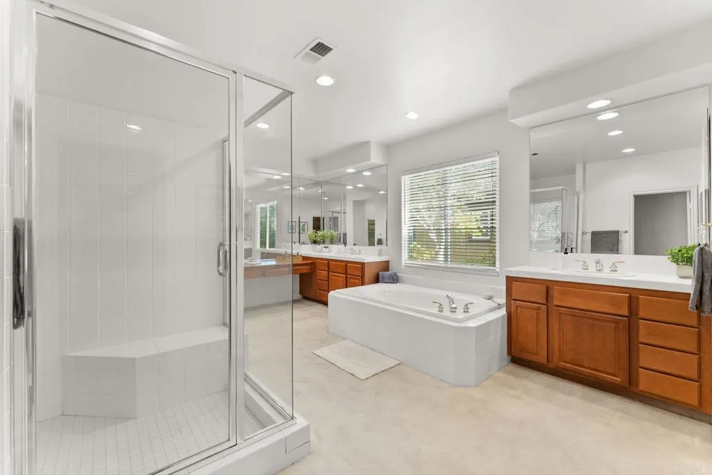 6584 Coneflower Drive, Carlsbad, CA 92011 6584 Coneflower Drive, Carlsbad, CA 92011