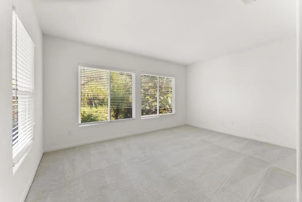 6584 Coneflower Drive, Carlsbad, CA 92011 6584 Coneflower Drive, Carlsbad, CA 92011