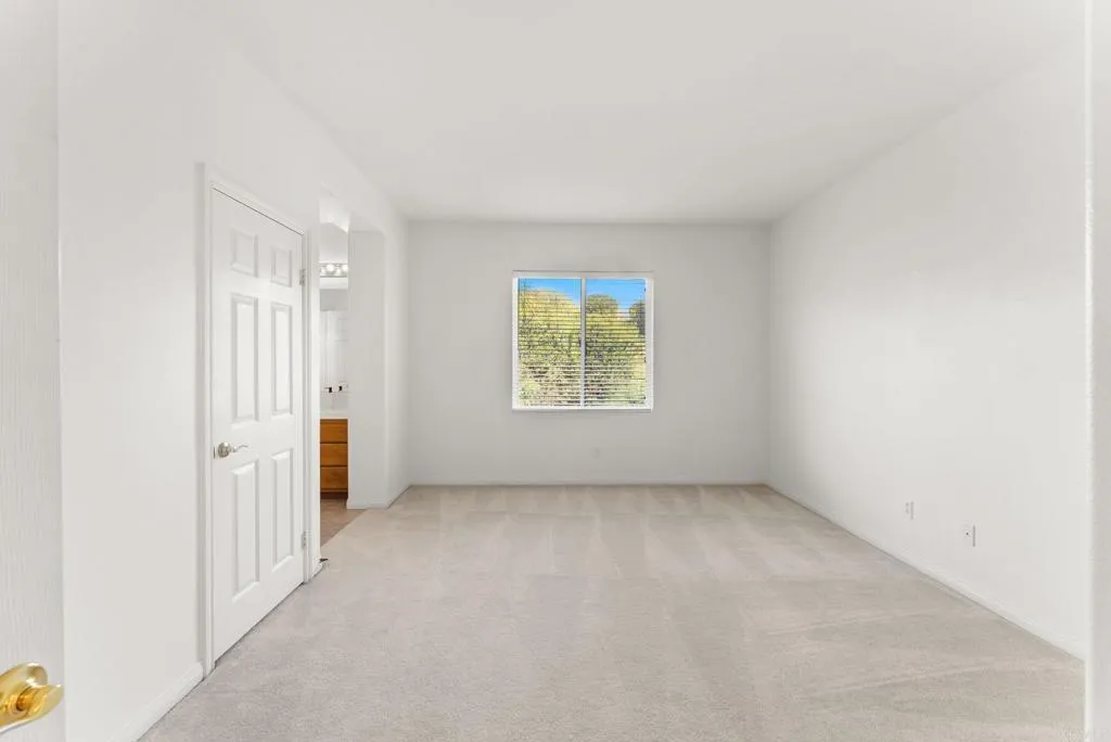 6584 Coneflower Drive, Carlsbad, CA 92011 6584 Coneflower Drive, Carlsbad, CA 92011