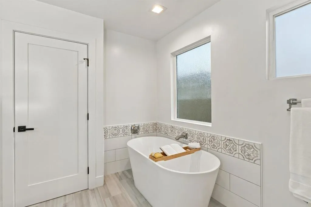 https://cdn.realtyfeed.com/cdn/127/307106214/7c3b94dfaf370eebf26d25b2c1da0b48.webp