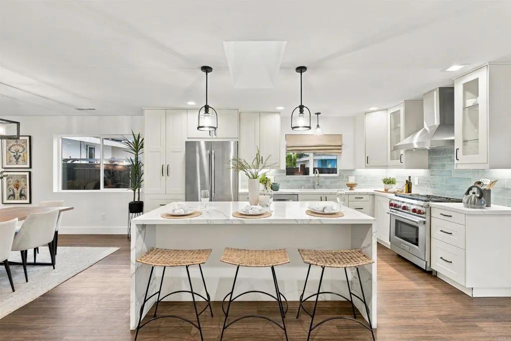 https://cdn.realtyfeed.com/cdn/127/307106214/c1e01567b1192a0604189a8cb1da214b.webp