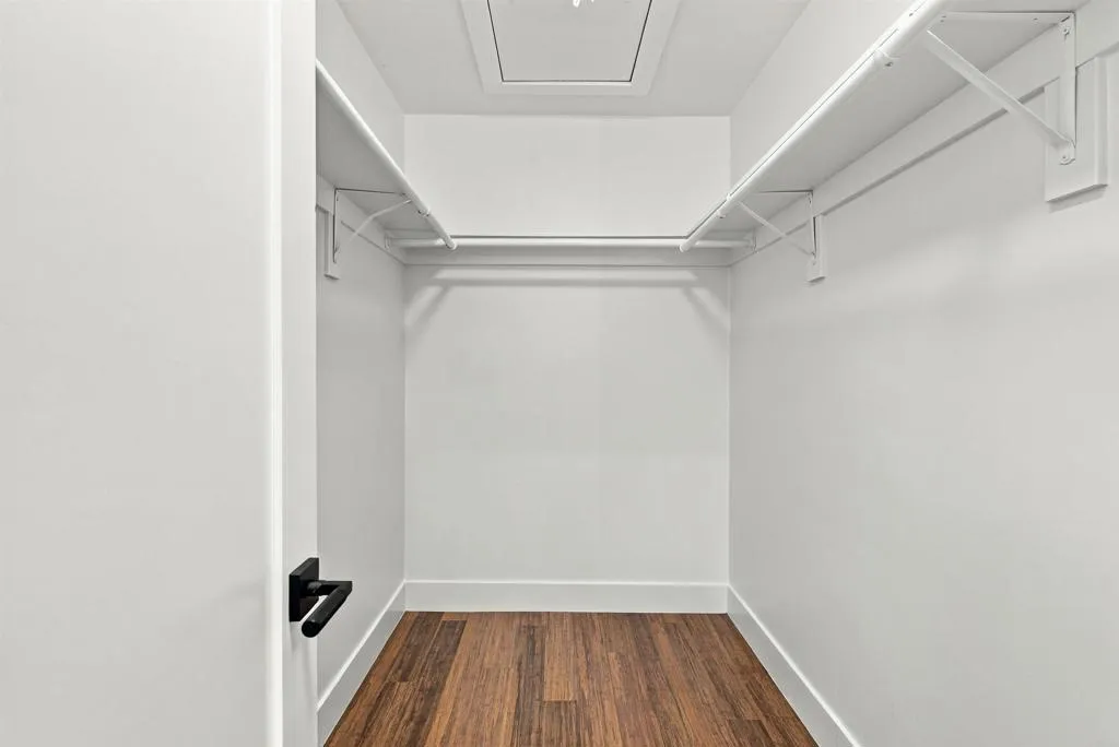 https://cdn.realtyfeed.com/cdn/127/307106214/eed7f247da50fc2b52b556cef8cc6754.webp