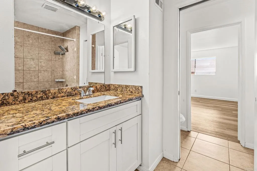 3631 Lemona, #D, San Diego, CA 92105 3631 Lemona, #D, San Diego, CA 92105