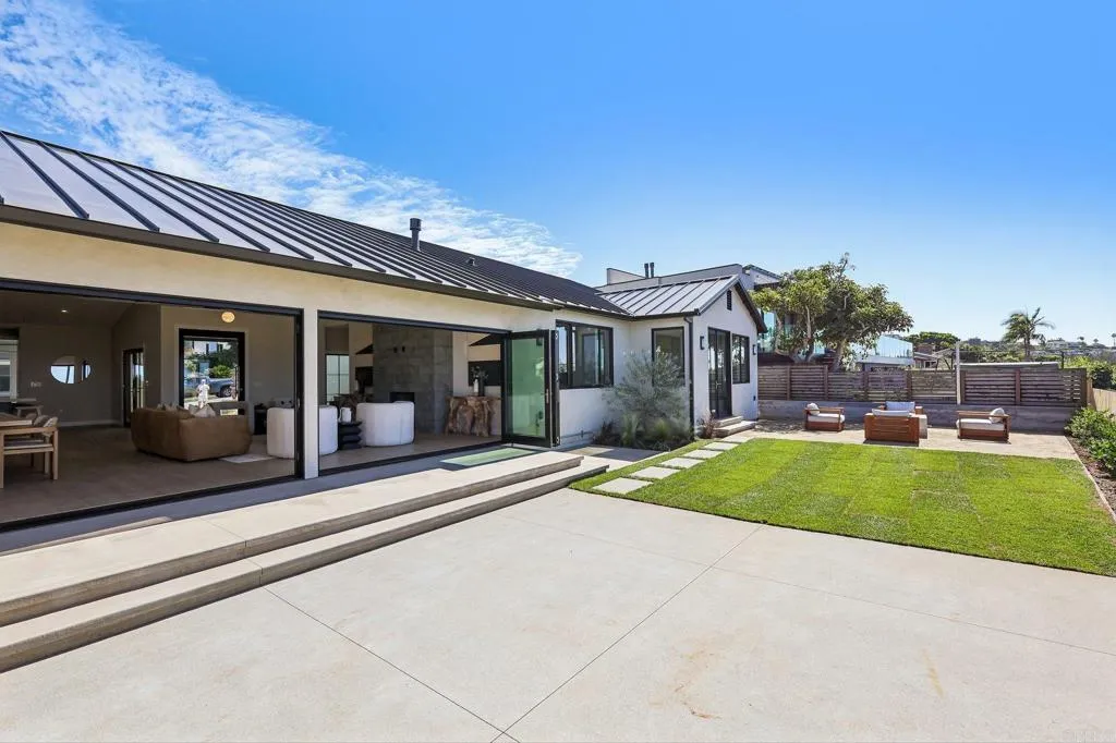 6662 Avenida La Reina, La Jolla, CA 92037 6662 Avenida La Reina, La Jolla, CA 92037