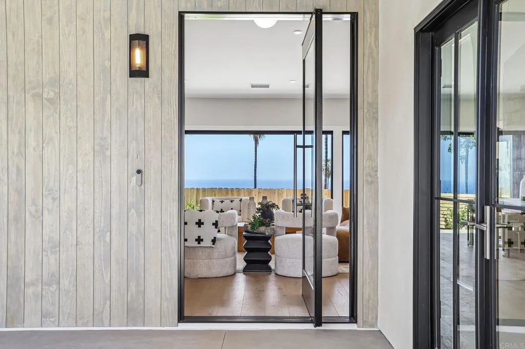 6662 Avenida La Reina, La Jolla, CA 92037 6662 Avenida La Reina, La Jolla, CA 92037