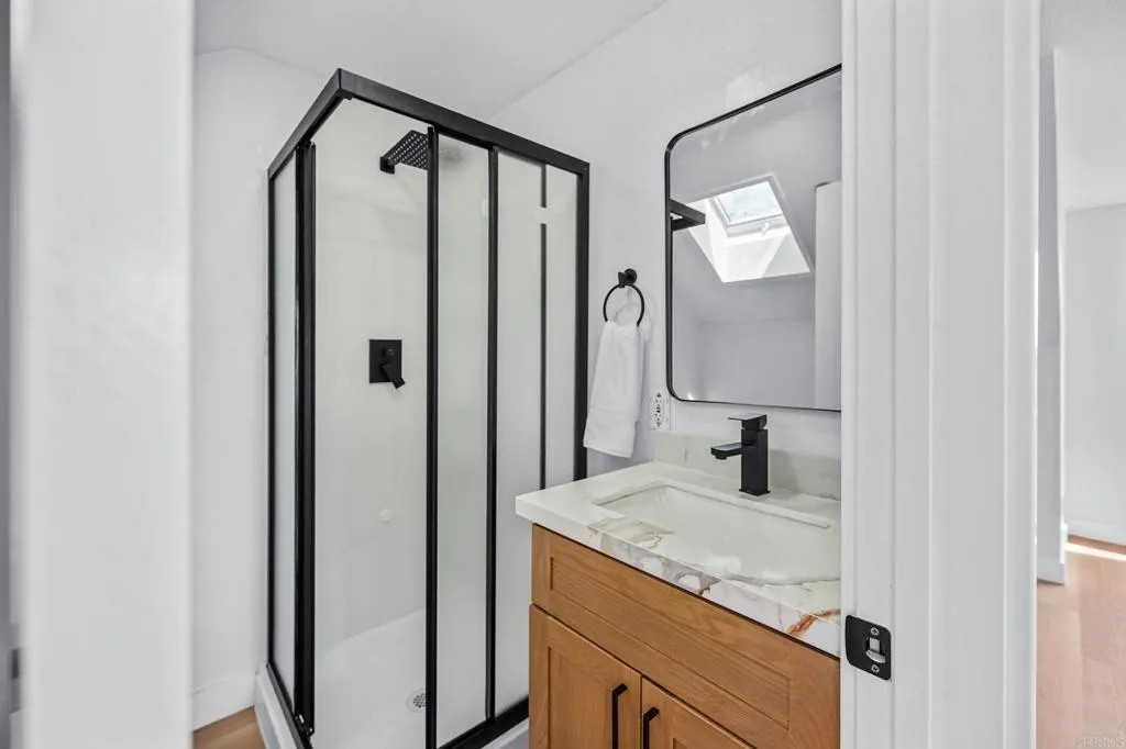 https://cdn.realtyfeed.com/cdn/127/307106341/159332e262b0d2ee8cb4e8636b35de17.webp